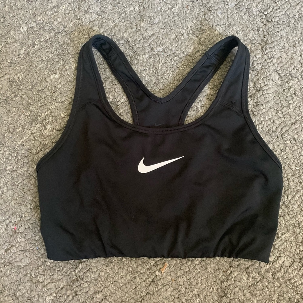 women’s nike sports bra